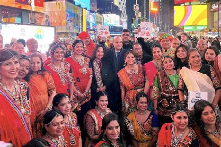 Indian-Americans celebrate Garba's inclusion in UNESCO's Intangible Cultural Heritage List at Times Square – India TV