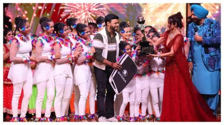 Indias Got Talent 9 Winner Beatboxer Divyansh flautist Manuraj take home trophy Rs 20 Lakh cash prize – India TV