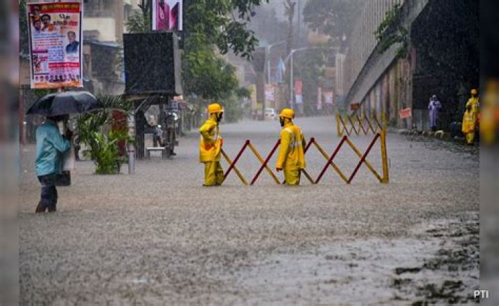 Mumbai Rain Latest News, Photos and Videos