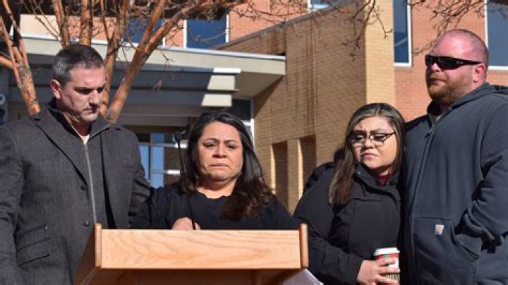 Parents of 'Jeopardy!' contestant Brayden Smith sue hospital, alleging wrongful death