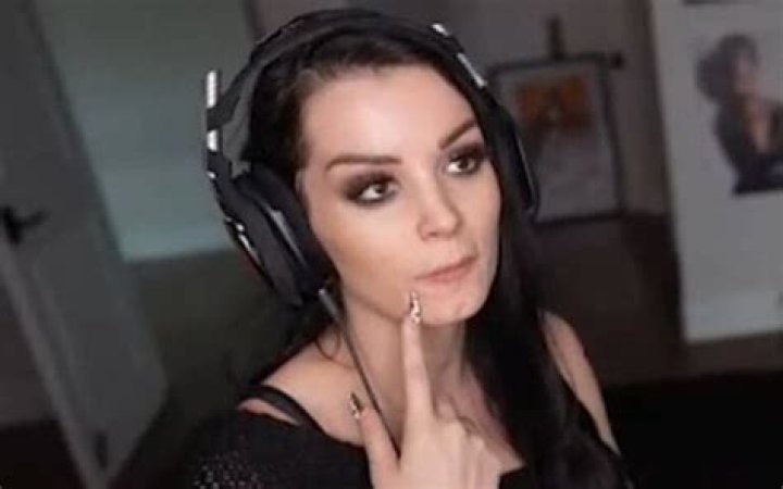 Saraya Denies Ever Having Work Done On Her Face